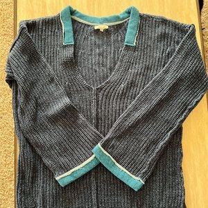 Boutique blue sweater—Vneck and darling!